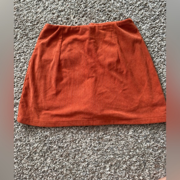 HALARA Rust Ribbed Top - Picture 1 of 4